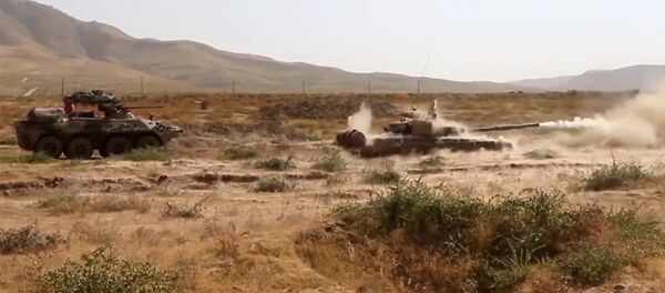 Российские военные защитили базу от «террористов» на учебном полигоне - Sputnik Тоҷикистон