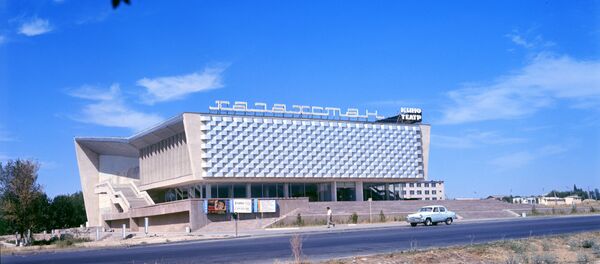 Здание кинотеатра Казахстан - Sputnik Таджикистан