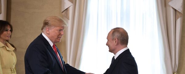 Встреча президента РФ Владимира Путина и президента США Дональда Трампа в Хельсинки Встреча президента РФ Владимира Путина и президента США Дональда Трампа в Хельсинки - Sputnik Таджикистан