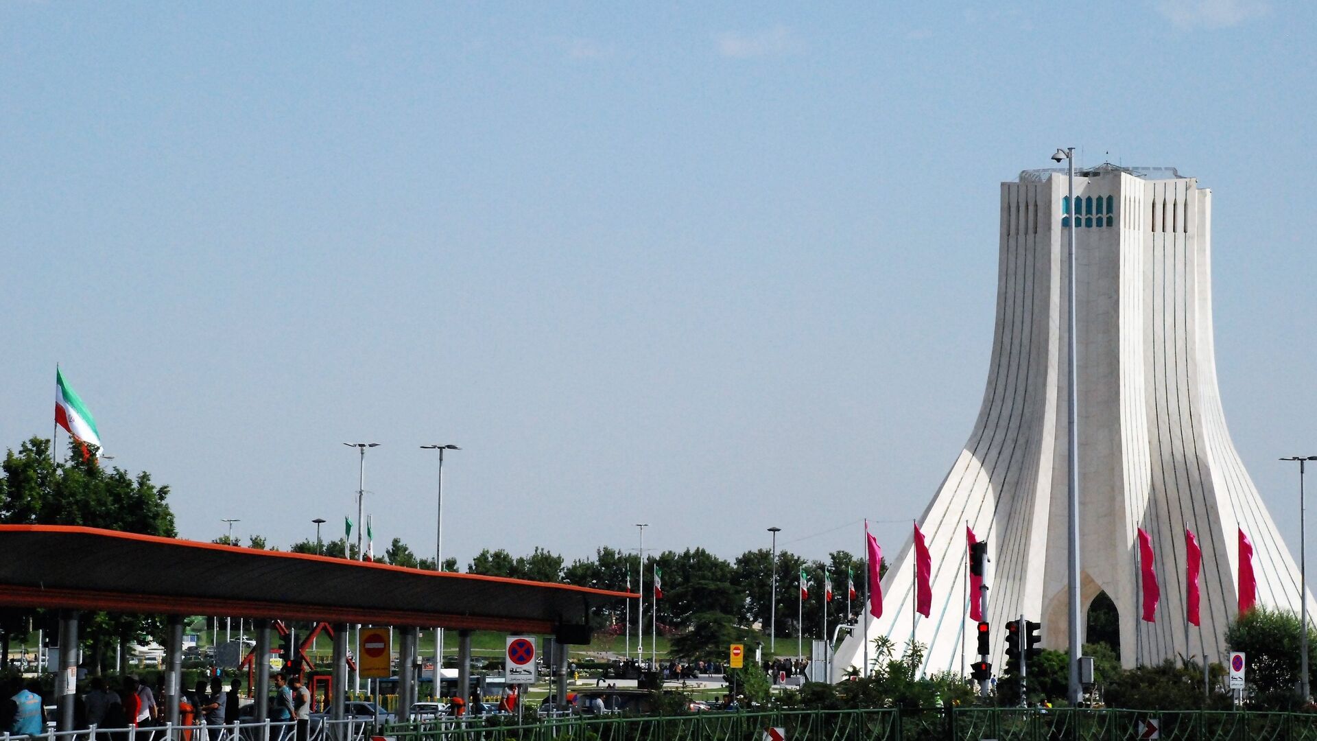 Башня Азади в Тегеране - Sputnik Тоҷикистон, 1920, 19.07.2022