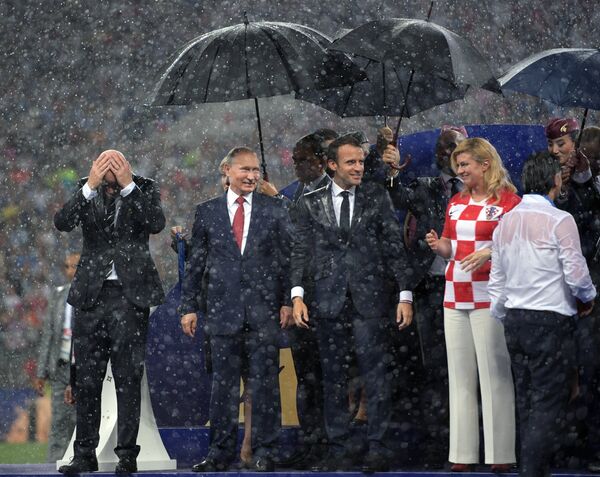 Награждение победителей ЧМ-2018 по футболу Награждение победителей ЧМ-2018 по футболу - Sputnik Таджикистан