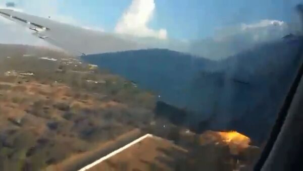 Падение самолета сняли на видео изнутри - Sputnik Таджикистан