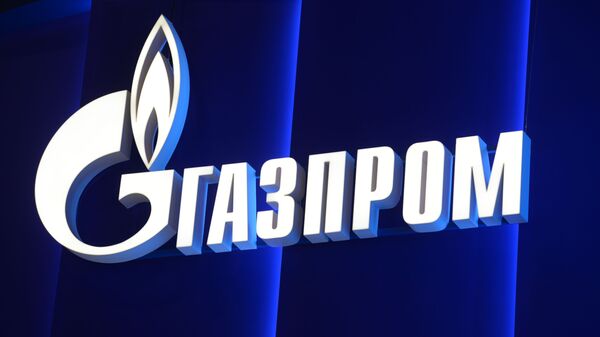 Логотип компании Газпром , архивное фото - Sputnik Таджикистан