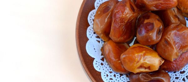 Финики, архивное фото - Sputnik Тоҷикистон