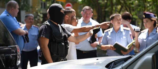 Предполагаемый убийца Дениса Тена показал, что произошло на месте трагедии Предполагаемый убийца Дениса Тена показал, что произошло на месте трагедии - Sputnik Таджикистан