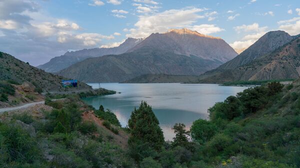 Озеро Искандеркуль, архивное фото - Sputnik Таджикистан