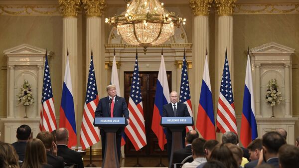 Встреча президента РФ Владимира Путина и президента США Дональда Трампа в Хельсинки - Sputnik Таджикистан