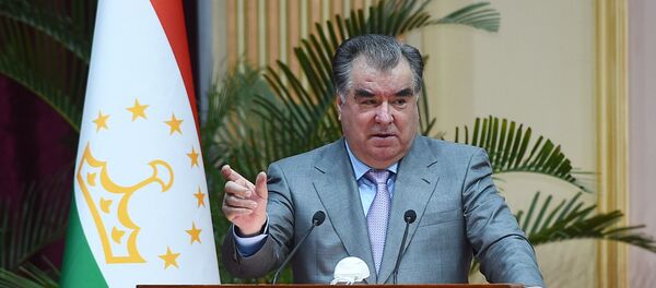 Президент Таджикистана Эмомали Рахмон - Sputnik Тоҷикистон