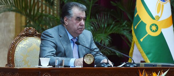 Президент Республики Таджикистан Эмомали Рахмон, архивное фото - Sputnik Таджикистан