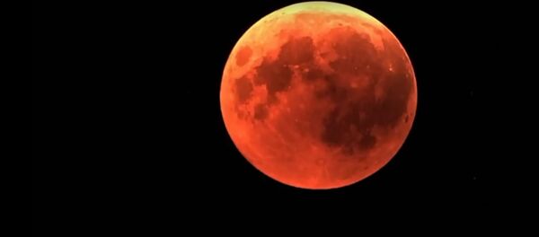 Лунное затмение - Sputnik Таджикистан