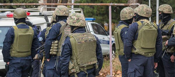 Сотрудники спецназа, архивное фото - Sputnik Таджикистан