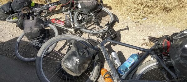 Велосипеды туристов, которых сбили в Таджикистане. 29 июля 2018 года - Sputnik Тоҷикистон