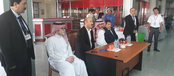 Сулаймон Давлатзода, раиси Кумитаи дини Тоҷикистон зимни гусели зоирини тоҷик ба Ҳаҷ - Sputnik Тоҷикистон