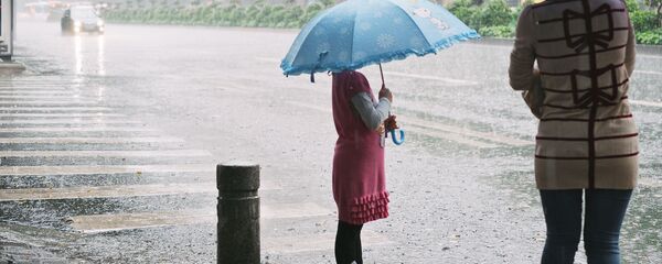 Дождь, архивное фото - Sputnik Тоҷикистон