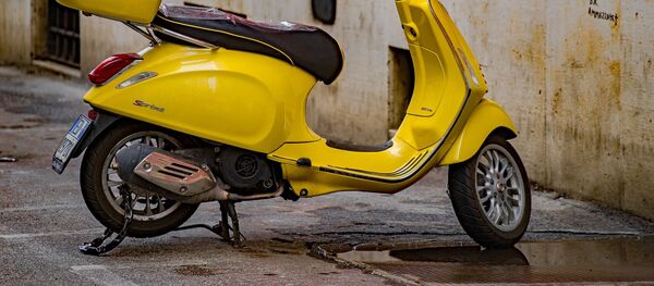 Скутер, архивное фото - Sputnik Таджикистан