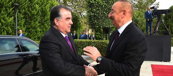 Встреча президента Эмомали Рахмона с президентом Азербайджана Ильхамом Гейдаровым - Sputnik Тоҷикистон