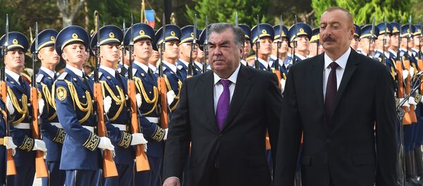 Официальный визит Эмомали Рахмона в Азербайджан - Sputnik Таджикистан