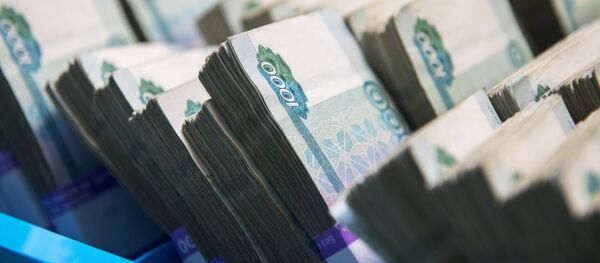 Банкноты российских рублей, архивное фото - Sputnik Таджикистан