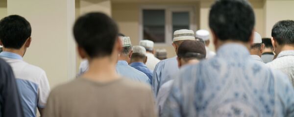 Мусульмане в мечети, архивное фото - Sputnik Таджикистан