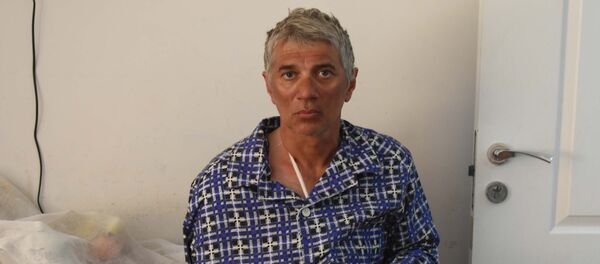 Пострадавший в Таджикистане альпинист в больнице Истиклол - Sputnik Таджикистан