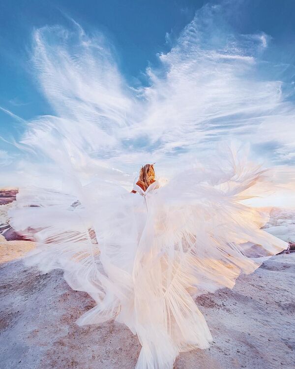 Снимок фотографа Кристины Макеевой из фотосерии Девушка в платье, снятый в Каппадокии, Турция - Sputnik Таджикистан