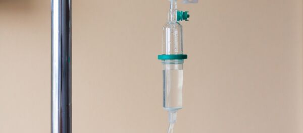 Капельница в палате пациента, архивное фото - Sputnik Таджикистан