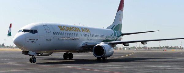 Самолет авиакомпании Somon air. архивное фото - Sputnik Тоҷикистон