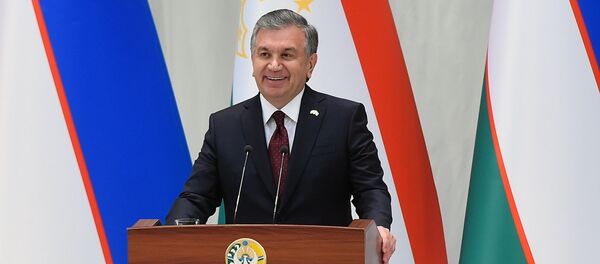 Президент Узбекистана Шавкат Мирзиёев - Sputnik Тоҷикистон