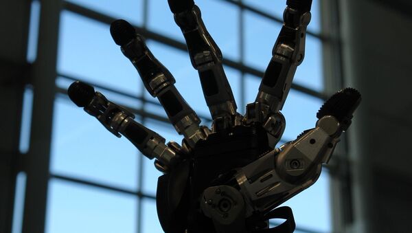 Роботизированная рука, архивное фото - Sputnik Таджикистан