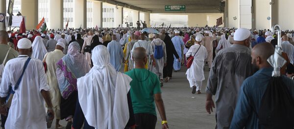 Паломники в Саудовской Аравии, архивное фото - Sputnik Таджикистан