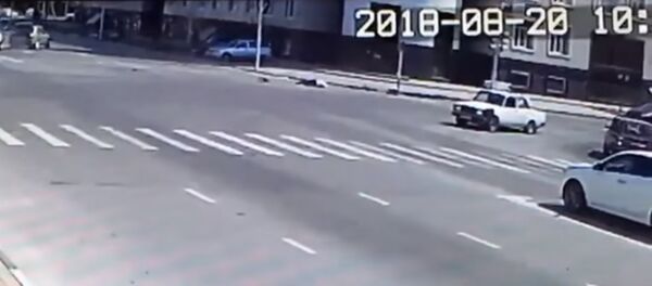 В Чечне напали на сотрудников полиции В Чечне напали на сотрудников полиции - Sputnik Таджикистан