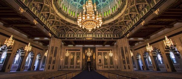 Мечеть Султана Кабуса в Омане Мечеть Султана Кабуса в Омане - Sputnik Таджикистан