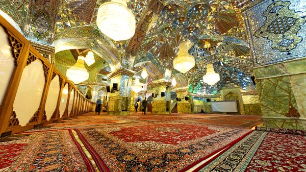 Мавзолей-мечеть Шах-Черах в Иране - Sputnik Тоҷикистон