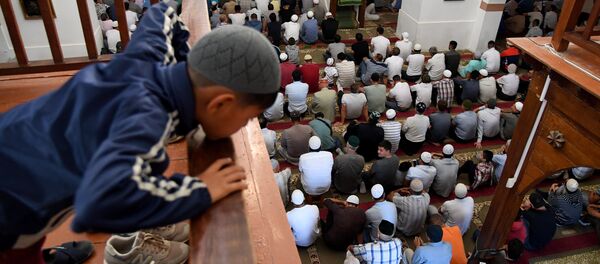Мусульмане в мечети, архивное фото - Sputnik Таджикистан