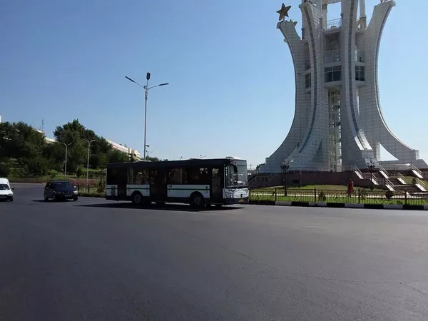 Автобусҳои нав аз Русия ба Хуҷанд ворид шуданд Автобусҳои нав аз Русия ба Хуҷанд ворид шуданд - Sputnik Тоҷикистон