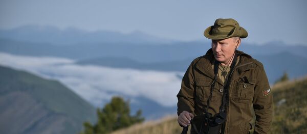 Президент РФ В. Путин провел выходные в Тыве - Sputnik Таджикистан
