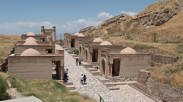 Гиссарская крепость, архивное фото  - Sputnik Тоҷикистон