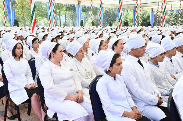 Какой сегодня праздник в Таджикистане и мире: 18 августа Какой сегодня праздник в Таджикистане и мире: 18 августа - Sputnik Таджикистан