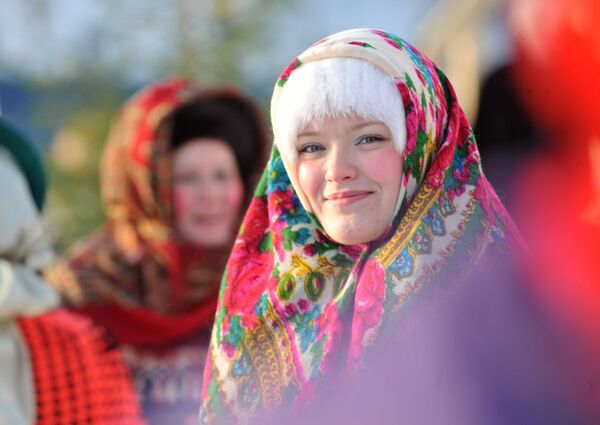 Участница костюмированного праздника на Верхотурской рождественской ярмарке - Sputnik Таджикистан