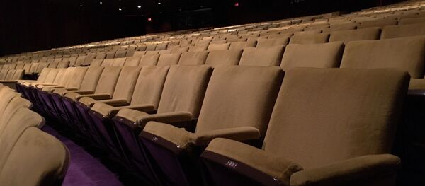Кресла в кинотеатре, архивное фото - Sputnik Таджикистан
