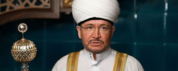 Председатель Совета муфтиев России Равиль Гайнутдин, архивное фото - Sputnik Тоҷикистон