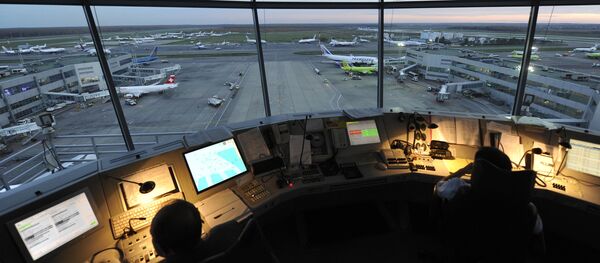 Диспетчерский пункт в аэропорту, архивное фото Диспетчерский пункт в аэропорту, архивное фото - Sputnik Тоҷикистон