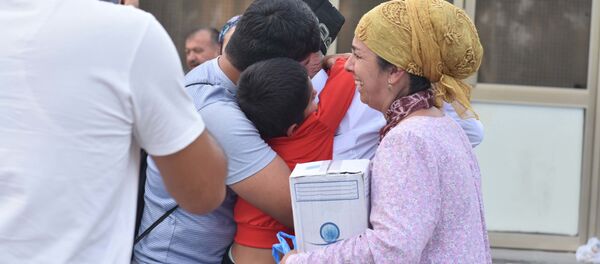 Паломники вернувшиеся с Хаджа в Душанбе Паломники вернувшиеся с Хаджа в Душанбе - Sputnik Тоҷикистон