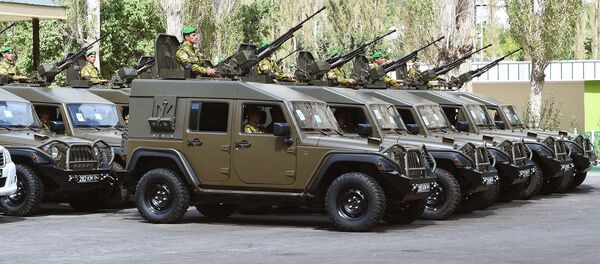 Новая военная спецтехника для пограничного отряда Новая военная спецтехника для пограничного отряда - Sputnik Таджикистан