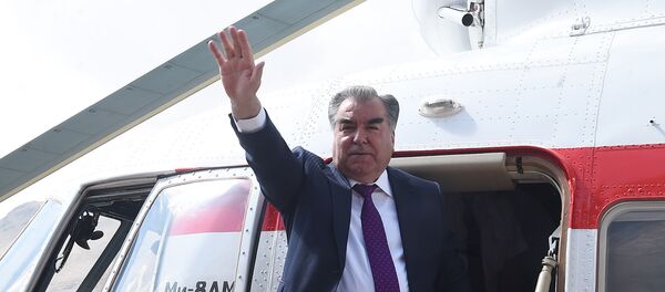 Президент Таджикистана Эмомали Рахмон - Sputnik Тоҷикистон