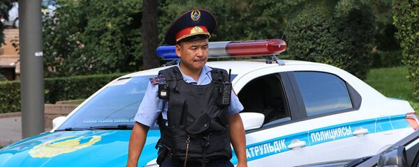 Работа полиции Казахстана, архивное фото - Sputnik Таджикистан