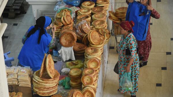 Рынок Мехргон в Душанбе, архивное фото - Sputnik Таджикистан