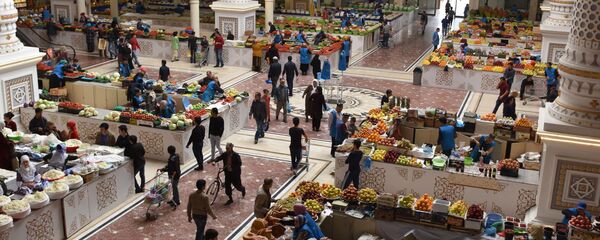 Рынок Мехргон в Душанбе, архивное фото - Sputnik Таджикистан