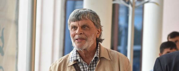 Поэт Тимур Зульфикаров - Sputnik Тоҷикистон