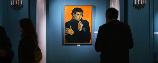 Выставка картин художника Зухура Хабибулаева из коллекции Юлии Вербицкой - Sputnik Таджикистан